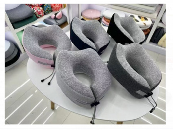 им Подушка арт. PP08-209 На шею двухцветная с эффектом памяти ткань цвета микс в пак.